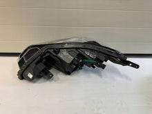 Laden Sie das Bild in den Galerie-Viewer, Frontscheinwerfer Nissan Leaf 260105SJ5B A1S0710001 Rechts Headlight SCH3521990518bx
