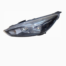 Load image into Gallery viewer, Frontscheinwerfer Ford Focus F1EB-13W030-A Links Scheinwerfer Headlight SCH3524679086iq