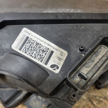 Load image into Gallery viewer, Frontscheinwerfer Ford Focus F1EB-13W030-A Links Scheinwerfer Headlight SCH3524679086iq