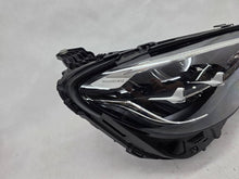 Laden Sie das Bild in den Galerie-Viewer, Frontscheinwerfer Mercedes-Benz W213 A2139067609 Rechts Scheinwerfer Headlight SCH3531291807yp