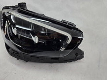 Laden Sie das Bild in den Galerie-Viewer, Frontscheinwerfer Mercedes-Benz W213 A2139067609 Rechts Scheinwerfer Headlight SCH3531291807yp