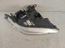 Laden Sie das Bild in den Galerie-Viewer, Frontscheinwerfer BMW X1 F48 7495004-03 Rechts Scheinwerfer Headlight SCH3531454784ij