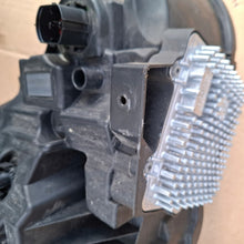 Laden Sie das Bild in den Galerie-Viewer, Frontscheinwerfer Land Rover Range Velar L560 L8A2-13W030-BA Links Headlight SCH3535412159ef