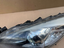 Load image into Gallery viewer, Frontscheinwerfer Mazda 3 Bl BBM551040 Xenon Links Scheinwerfer Headlight SCH3541215459ep