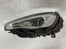 Laden Sie das Bild in den Galerie-Viewer, Frontscheinwerfer Audi A3 8V0941005 Xenon Links Scheinwerfer Headlight SCH3542539622at