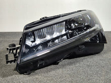 Laden Sie das Bild in den Galerie-Viewer, Frontscheinwerfer Skoda Superb III 3V1941016D LED Links Scheinwerfer Headlight SCH3544191463ag