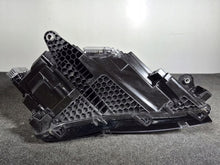 Laden Sie das Bild in den Galerie-Viewer, Frontscheinwerfer Skoda Superb III 3V1941016D LED Links Scheinwerfer Headlight SCH3544191463ag