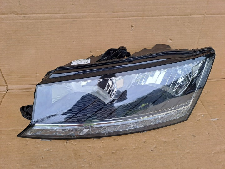 Frontscheinwerfer Skoda Fabia III 6V1941015D 030111520100 Links Headlight SCH3551598278sl