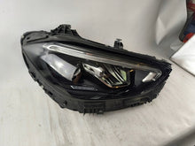 Laden Sie das Bild in den Galerie-Viewer, Frontscheinwerfer Mercedes-Benz W206 A2069060803 LED Rechts Headlight SCH3553643311ls