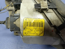 Laden Sie das Bild in den Galerie-Viewer, Frontscheinwerfer Mercedes-Benz W203 A2038201959 Links Scheinwerfer Headlight SCH3564255140ik