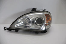 Laden Sie das Bild in den Galerie-Viewer, Frontscheinwerfer Mercedes-Benz W163 1638200749 Links Scheinwerfer Headlight SCH3566602288pl