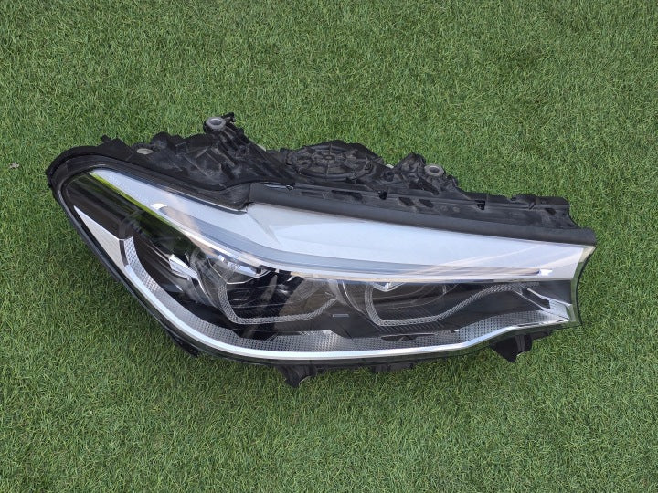 Frontscheinwerfer BMW 5 G31 G30 7439210-01 LED Rechts Scheinwerfer Headlight SCH3569053663gp