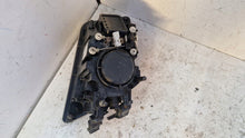 Load image into Gallery viewer, Frontscheinwerfer Volvo 21323121 Rechts Scheinwerfer Headlight SCH3570969898ze