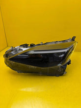 Laden Sie das Bild in den Galerie-Viewer, Frontscheinwerfer Toyota Yaris Cross 0D3120D-312 LED Links Headlight SCH3575441039il