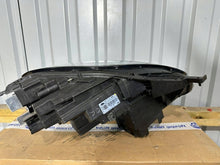 Laden Sie das Bild in den Galerie-Viewer, Frontscheinwerfer Ford Puma R1TB13E015AB Links Scheinwerfer Headlight SCH3578184889hm