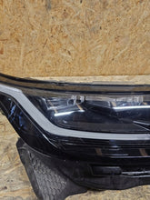 Laden Sie das Bild in den Galerie-Viewer, Frontscheinwerfer Land Rover Range I Velar L560 J8A2-13W029-LG LED Rechts SCH3589274553fc