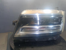 Laden Sie das Bild in den Galerie-Viewer, Frontscheinwerfer Man Tge Crafter W-32921- Links Scheinwerfer Headlight SCH3595446741qx