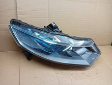Laden Sie das Bild in den Galerie-Viewer, Frontscheinwerfer Honda Insight ACF53582 Rechts Scheinwerfer Headlight SCH3596575072gg