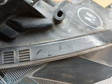 Laden Sie das Bild in den Galerie-Viewer, Frontscheinwerfer Honda Insight ACF53582 Rechts Scheinwerfer Headlight SCH3596575072gg