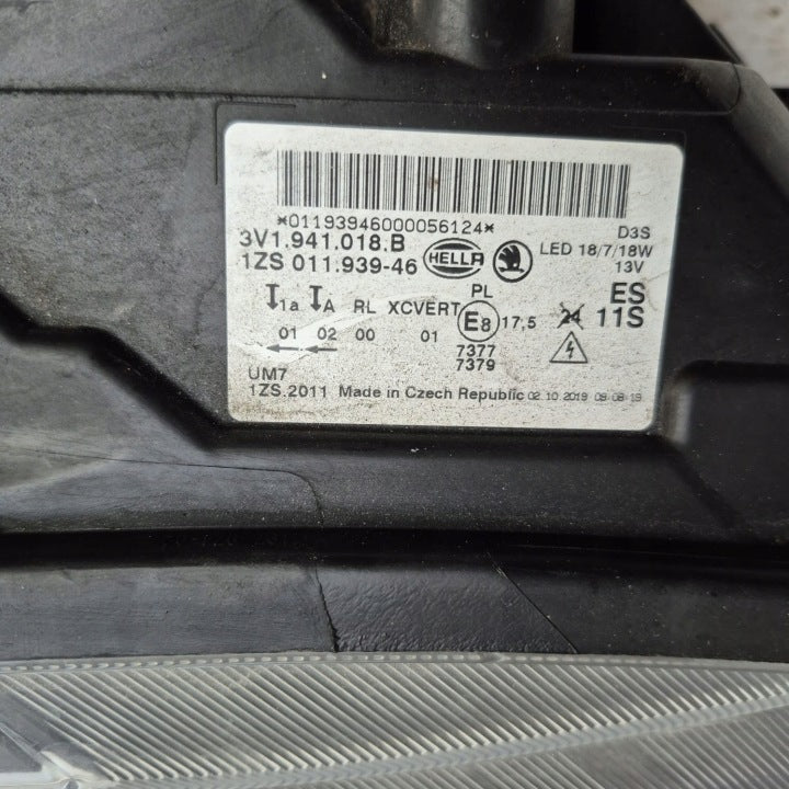 Frontscheinwerfer Skoda Superb III 3V1941018B 85122000 Rechts Headlight SCH3605408609tb