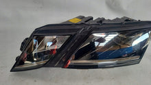 Laden Sie das Bild in den Galerie-Viewer, Frontscheinwerfer Skoda Octavia III 5E1941015E Links Scheinwerfer Headlight SCH3605979757ip