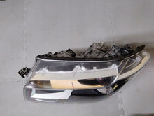 Load image into Gallery viewer, Frontscheinwerfer Man Crafter 7C1941005 Links Scheinwerfer Headlight SCH3606037662tz