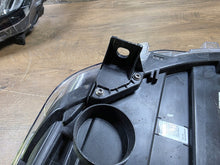 Load image into Gallery viewer, Frontscheinwerfer Seat Ibiza I V 6F1941006E Rechts Scheinwerfer Headlight SCH3608663057tw