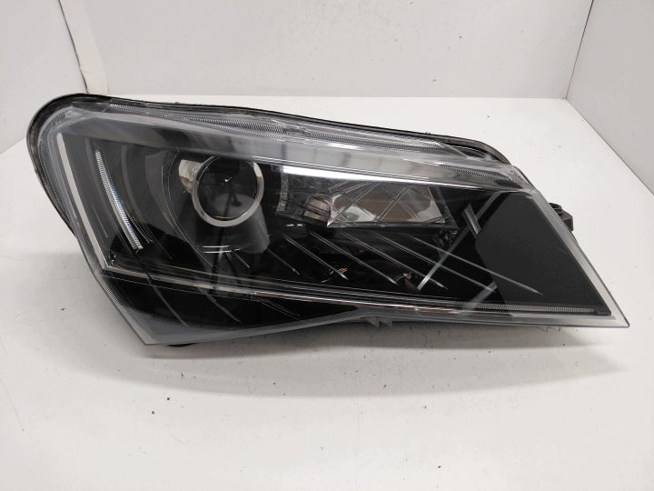Frontscheinwerfer Skoda Superb III 3V1941016 Rechts Scheinwerfer Headlight SCH3610134719xc