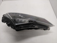 Laden Sie das Bild in den Galerie-Viewer, Frontscheinwerfer Skoda Superb III 3V1941016 Rechts Scheinwerfer Headlight SCH3610134719xc