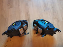 Laden Sie das Bild in den Galerie-Viewer, Frontscheinwerfer Mercedes-Benz W251 A2518260191 Links Scheinwerfer Headlight SCH3611073650pe