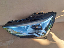 Laden Sie das Bild in den Galerie-Viewer, Frontscheinwerfer Audi Q3 83A941035 Links Scheinwerfer Headlight SCH3615154469pg