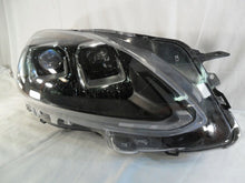 Laden Sie das Bild in den Galerie-Viewer, Frontscheinwerfer Ford Kuga I LV4B-13E016-AS Rechts Scheinwerfer Headlight SCH3617263399jg