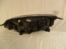 Laden Sie das Bild in den Galerie-Viewer, Frontscheinwerfer Ford Kuga I LV4B-13E016-AS Rechts Scheinwerfer Headlight SCH3617263399jg