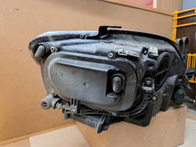 Laden Sie das Bild in den Galerie-Viewer, Frontscheinwerfer VW Golf VI 5M1941753B Xenon Links Scheinwerfer Headlight SCH3618206107gg