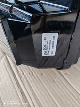 Laden Sie das Bild in den Galerie-Viewer, Frontscheinwerfer Skoda Enyaq 5LB941035A Links Scheinwerfer Headlight SCH3620221111lr