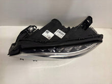 Laden Sie das Bild in den Galerie-Viewer, Frontscheinwerfer Mercedes-Benz Gla LE12A6292 A1569062300 Xenon Links Headlight SCH3623081722pi