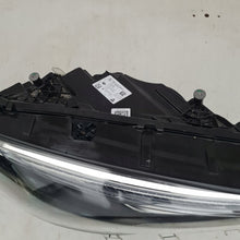 Laden Sie das Bild in den Galerie-Viewer, Frontscheinwerfer Mercedes-Benz W247 A2479064204 LED Rechts Headlight SCH3624096109ak