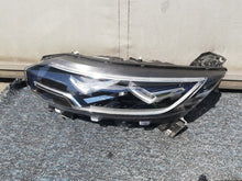 Laden Sie das Bild in den Galerie-Viewer, Frontscheinwerfer Renault Espace I V 260601604R Links Scheinwerfer Headlight SCH3627745016ey
