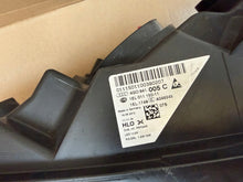 Laden Sie das Bild in den Galerie-Viewer, Frontscheinwerfer Audi A6 4G0941005C Links Scheinwerfer Headlight SCH3630903706oo