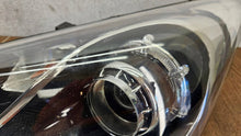 Laden Sie das Bild in den Galerie-Viewer, Frontscheinwerfer Hyundai Veloster 921012V030 Links Scheinwerfer Headlight SCH3632297417ro