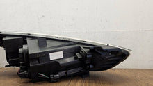 Laden Sie das Bild in den Galerie-Viewer, Frontscheinwerfer Hyundai Veloster 921012V030 Links Scheinwerfer Headlight SCH3632297417ro