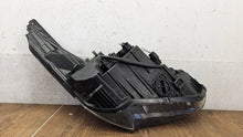 Laden Sie das Bild in den Galerie-Viewer, Frontscheinwerfer Hyundai Veloster 921012V030 Links Scheinwerfer Headlight SCH3632297417ro
