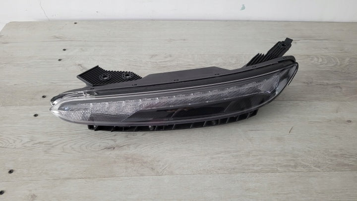 Frontscheinwerfer Hyundai Kona 92207-J9600 Links Scheinwerfer Headlight SCH3633048613es