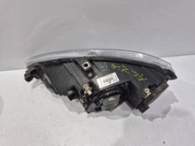 Laden Sie das Bild in den Galerie-Viewer, Frontscheinwerfer Seat Altea 5P1941754E 89320425 Xenon Rechts Headlight SCH3636311548xr