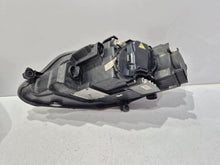Laden Sie das Bild in den Galerie-Viewer, Frontscheinwerfer Seat Altea 5P1941754E 89320425 Xenon Rechts Headlight SCH3636311548xr