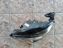 Laden Sie das Bild in den Galerie-Viewer, Frontscheinwerfer Opel Corsa F 39162653KOD Full LED Links Scheinwerfer Headlight SCH3641272973zc