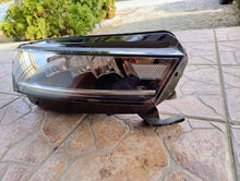 Load image into Gallery viewer, Frontscheinwerfer Skoda Octavia IV 5E4941016 Full LED Rechts Headlight SCH3643802552ix
