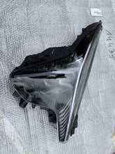 Laden Sie das Bild in den Galerie-Viewer, Frontscheinwerfer Kia Picanto 92102G6600 Rechts Scheinwerfer Headlight SCH3644174108tk