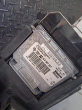 Laden Sie das Bild in den Galerie-Viewer, Frontscheinwerfer VW Passat 3C0941753L Links Scheinwerfer Headlight SCH3648785706is