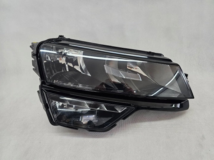 Frontscheinwerfer Skoda Karoq 57B941016A Rechts Scheinwerfer Headlight SCH3649464414fg